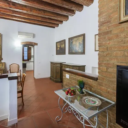 Center Ztl Lovely * Ferrara