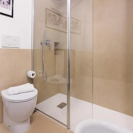 Apartment Center Ztl Lovely Ferrara