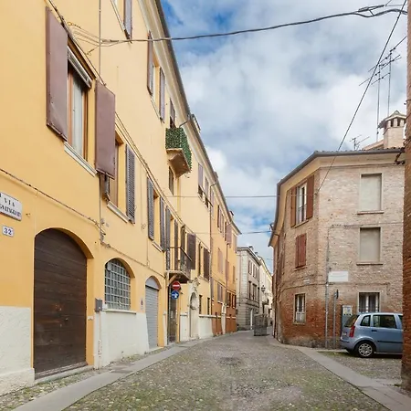 Guesthost - Center Ztl Lovely Apartament *