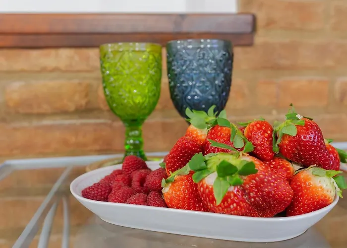 Guesthost - Center Ztl Lovely Apartament *