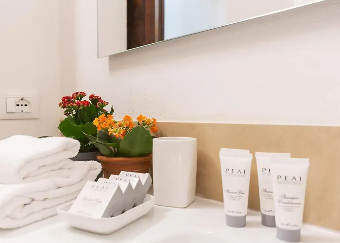 Apartment Guesthost - Center Ztl Lovely Ferrara